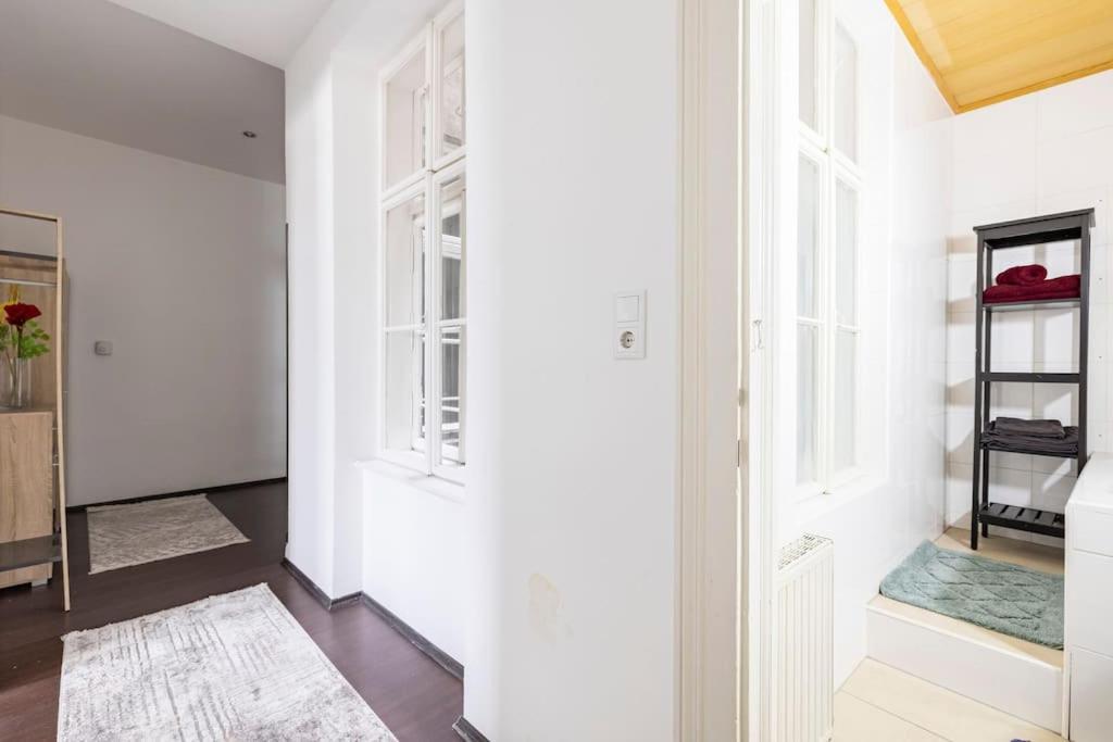 Charming Spacious Apartment Wien Ngoại thất bức ảnh